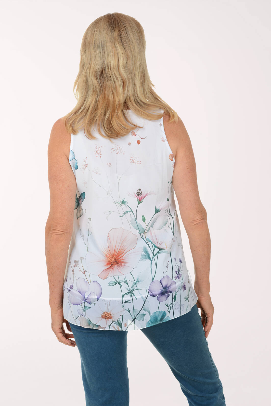 New Season Lace Neck Sleeveless Blouse