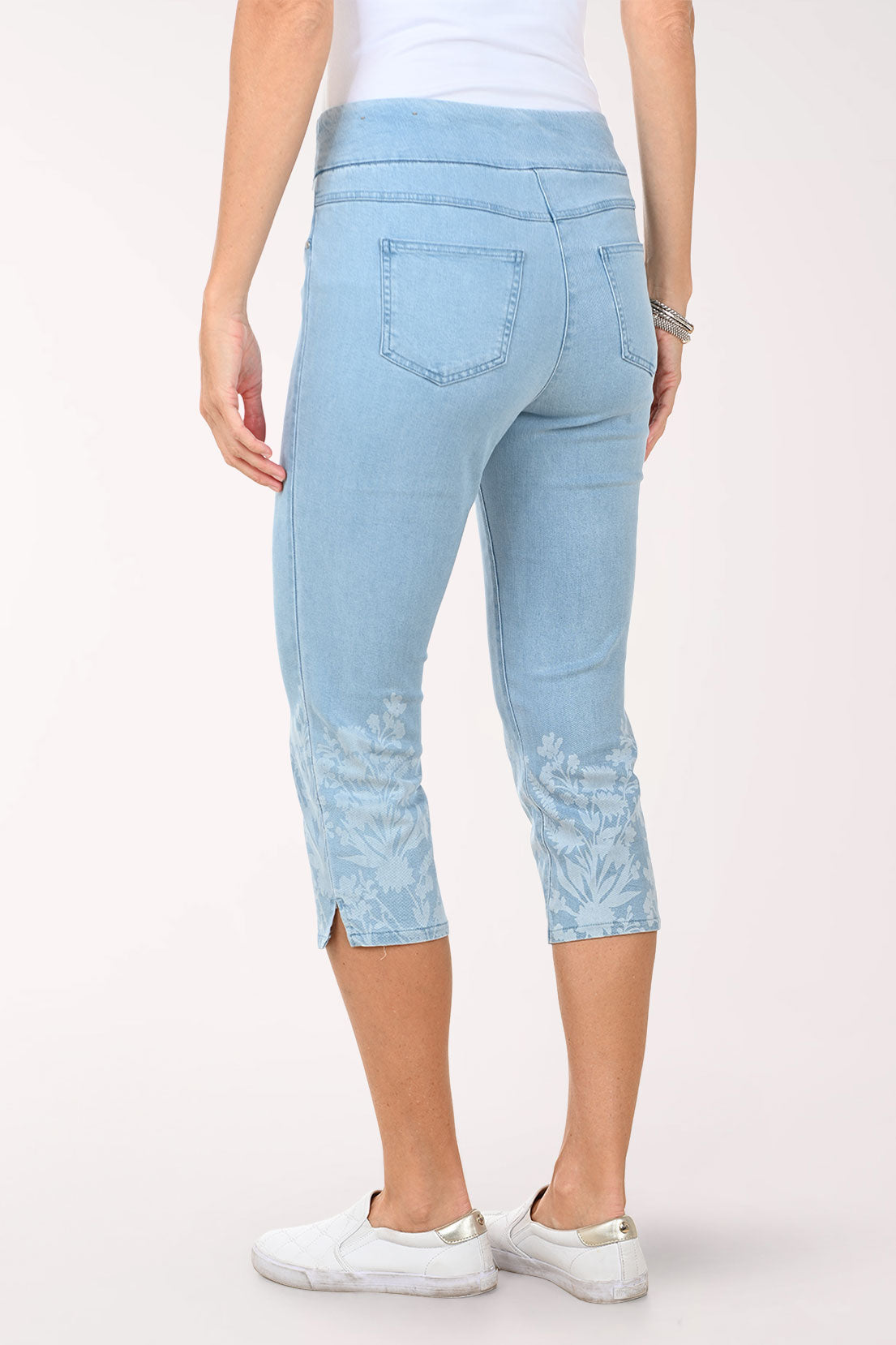 French Riviera Floral Denim Capri Pant