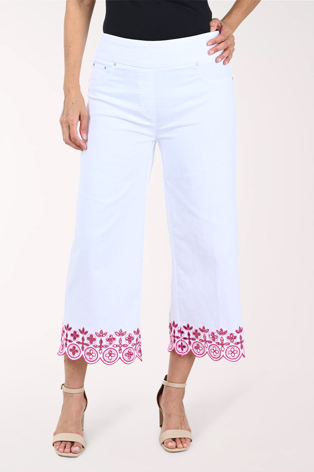 Hothouse Floral Embroidered Denim Crop Pant