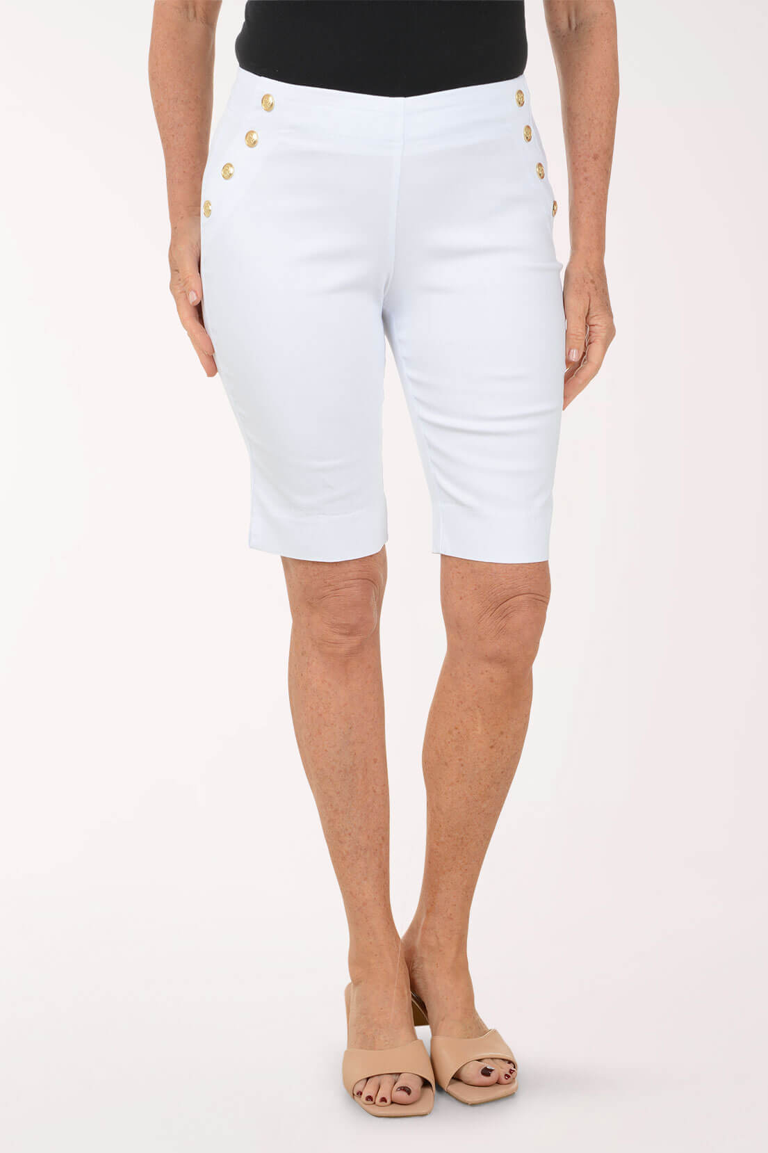 Sailor Buttons Bermuda Short