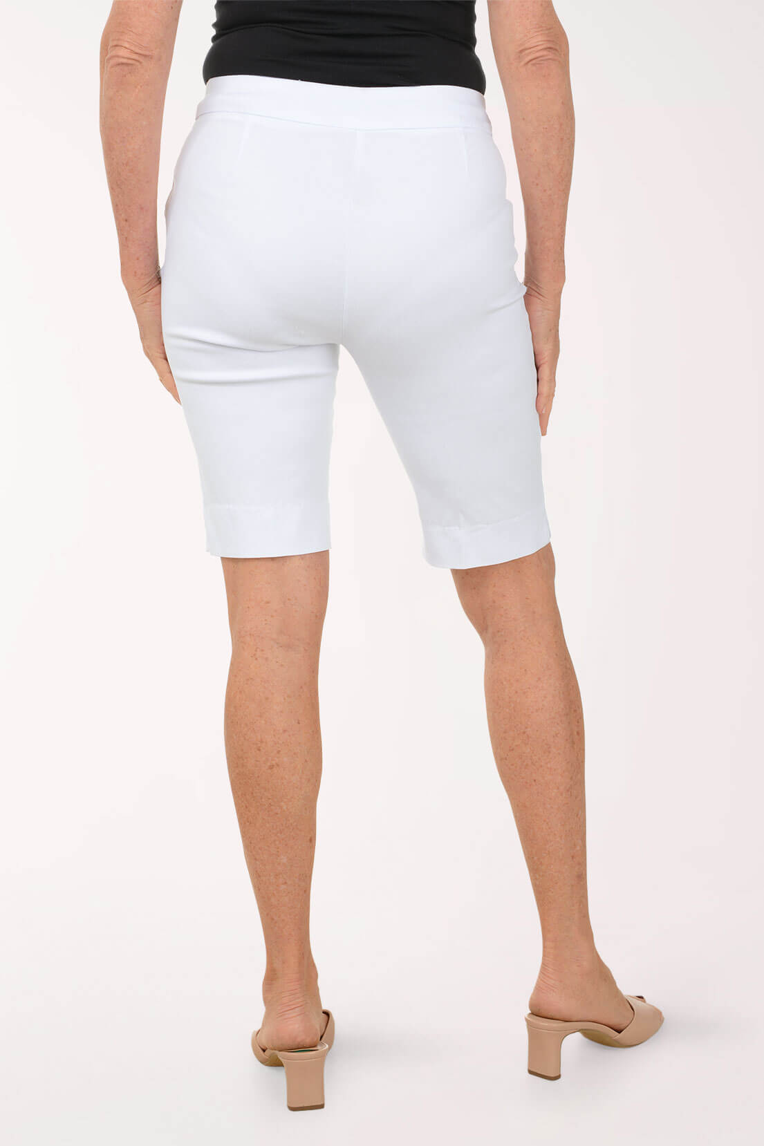 Sailor Buttons Bermuda Short