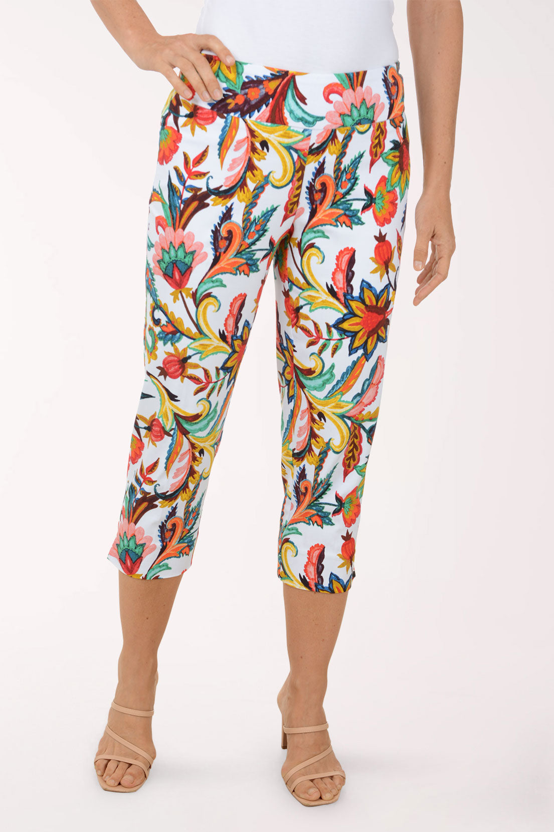 Cherry Floral Pull-On Capri Pant