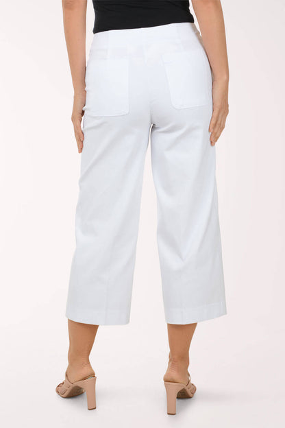 Scalloped Pocket Wide Leg Crop Pant
