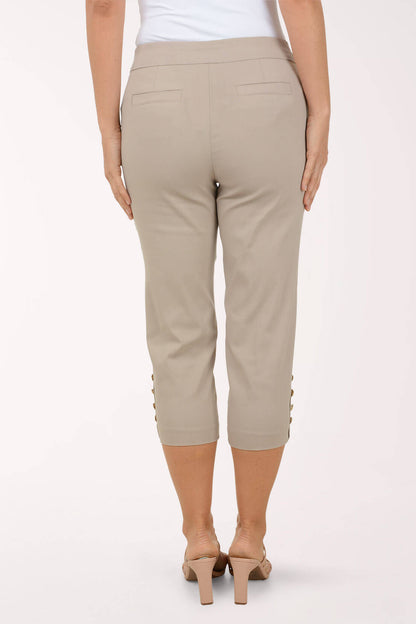Shell Button Hem Capri Pant