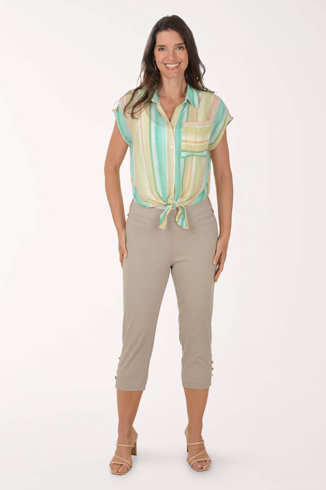 Shell Button Hem Capri Pant