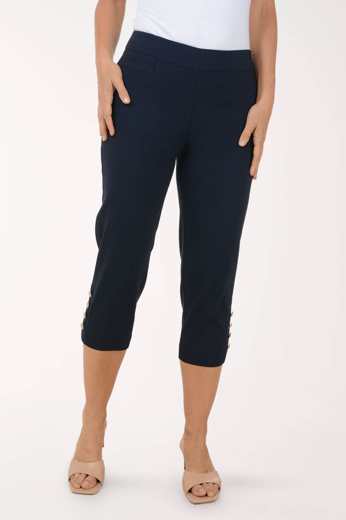 Shell Button Hem Capri Pant
